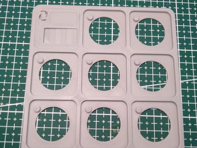 Bing - Color Card + Tray