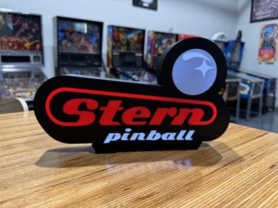 Stern Pinball Lightbox Logo