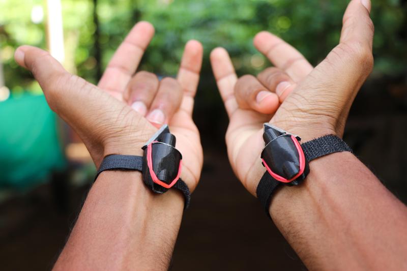 WORKING SPIDERMAN FAR FROM HOME WEB SHOOTERS