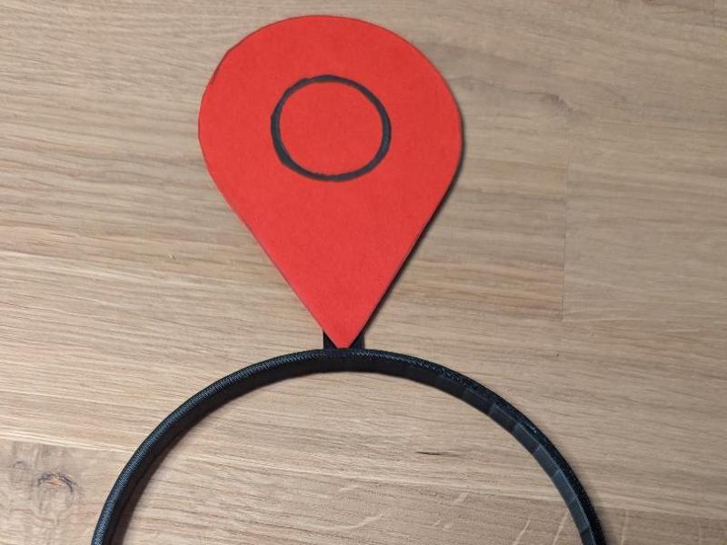 Maps Marker Hair Wreath