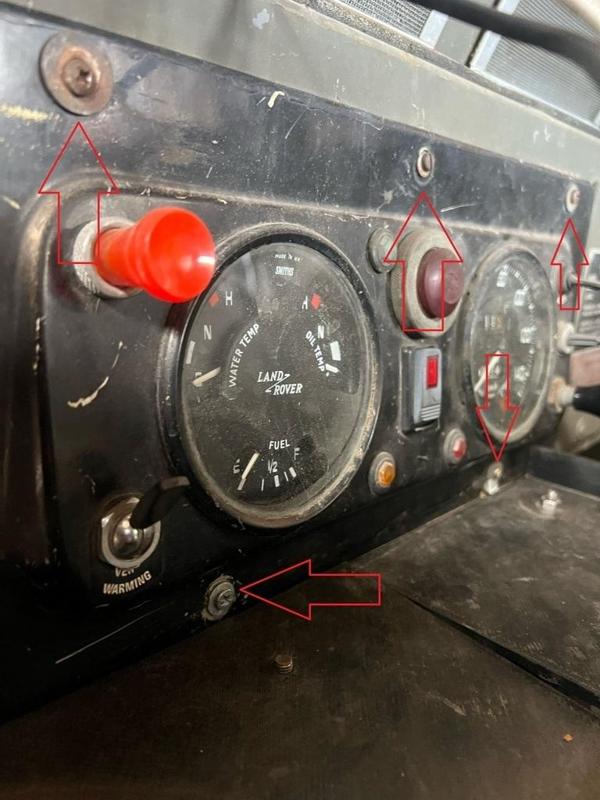 Land Rover Light Weight Series 2? / 2A? / 3 Dashboard plug/clips