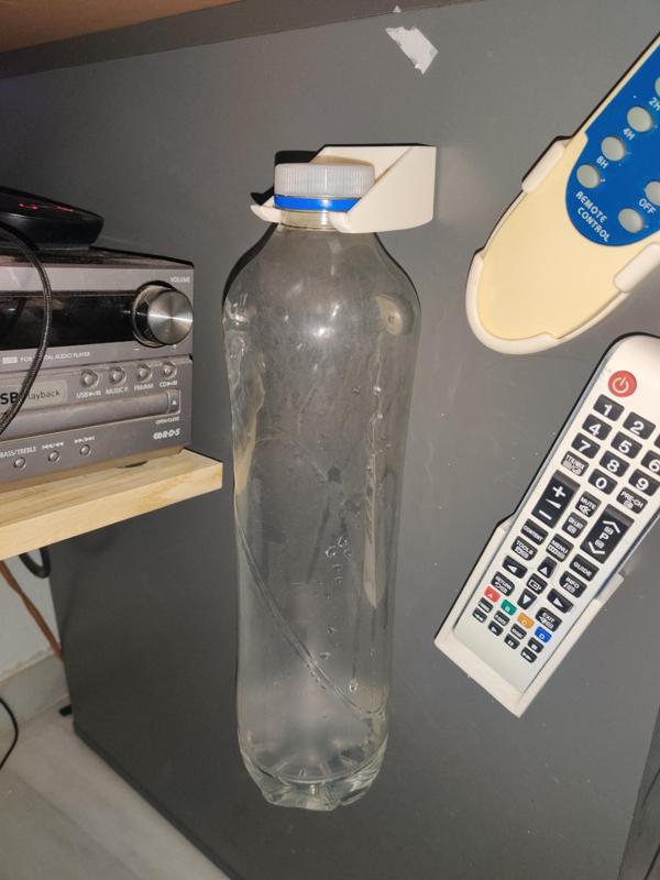 Water bottle holder (Aquarius 2L)