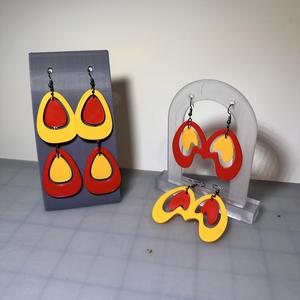 Inset drop earrings