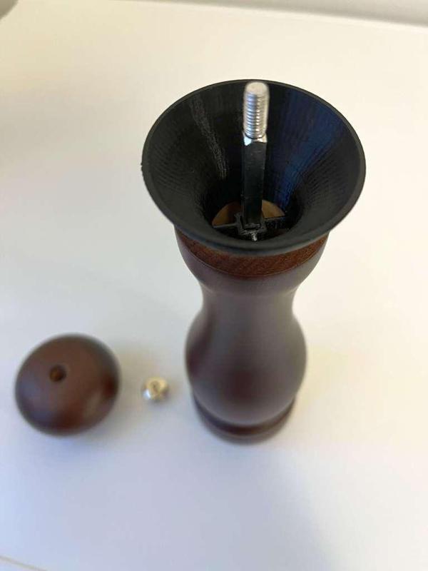 Cole & Mason Capstan Pepper & Salt Mill Funnel