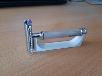 razor holder normal