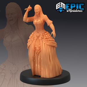 Vampire Lady Attacking / Victorian Female Undead Dagger