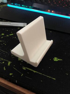 horizontal phone stand