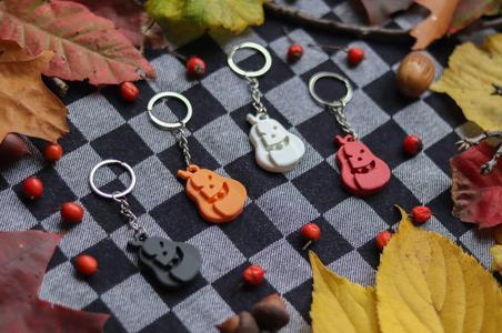 Mischievous Pumpkin Keychain | Autumn Series | Halloween