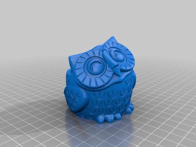Smiling owl pot