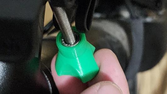 Fenix BC30 quick release brackket nut