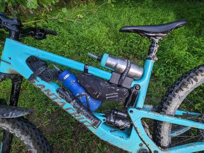 Top Tube Strap Bottle Mount