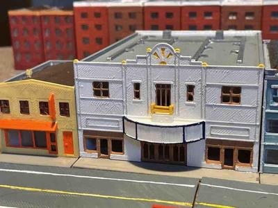 Town building US 12 - movie theater (z-scale)