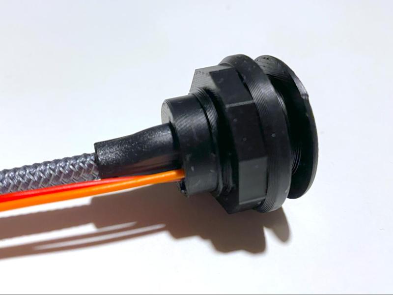 USB-C panel mount adapter 22mm (0.86in)