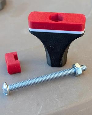 T-handle lid clamp   
