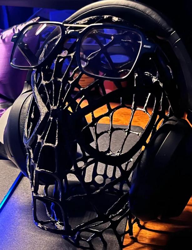 Headphone stand, glasses stand) Spiderman Venom style head cutout