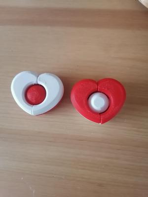 Heart Fidget print in place