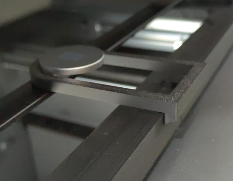 glass riser - glass lock