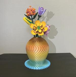 Loshun Vase