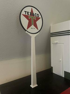 Gas Station Pole Sign 1:18 replica