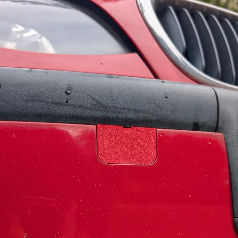 BMW E46 Front tow hook cap cover 51128204372 8204372