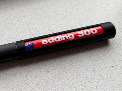 Edding 300 protector sleeve