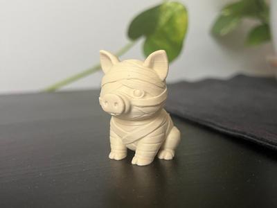 Mummy Piglet Halloween