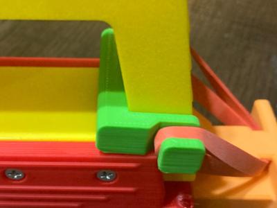 Hot Wheels-Compatible Launcher Rubber Band Mount