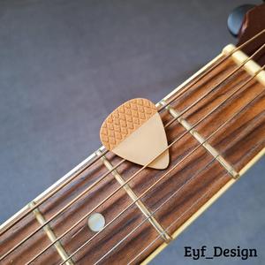Fun Guitar Picks: Acorn