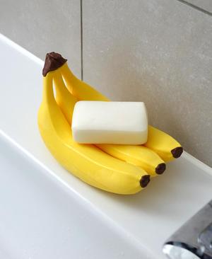 Banana soap dish