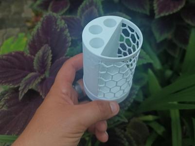 brush holder / Honeycomb style organizer