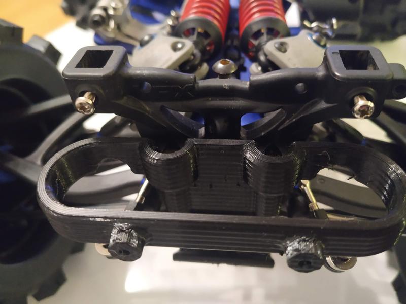Traxxas eRevo and Revo 3.3 - mounting the rear bumper with the use of stabilizers