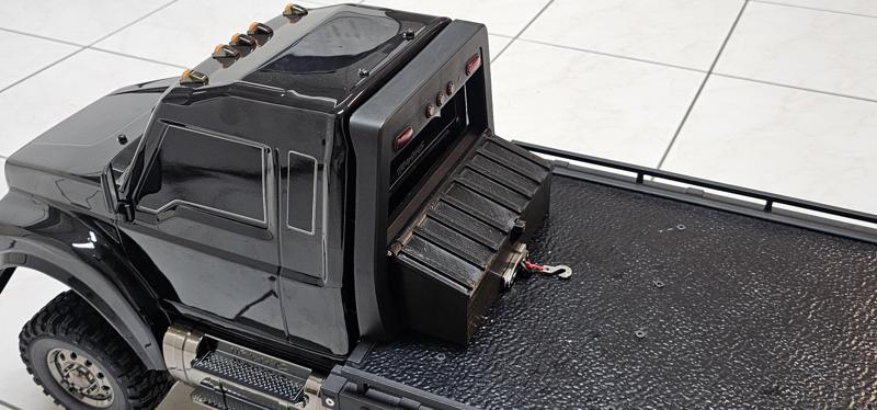 Functional Bed Storage Box for Traxxas TRX-6 Flatbed Hauler