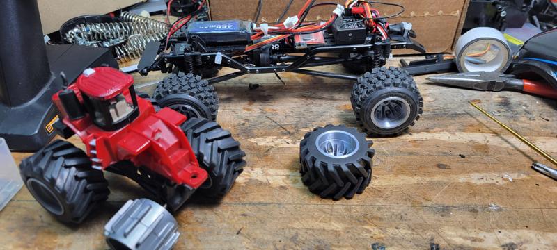 SCX24 Custom wheel to fit John Deer Rubber toy tires