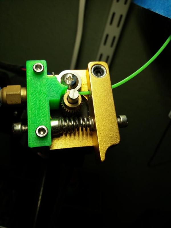 MK8 Extruder Flexible Filament Guide.