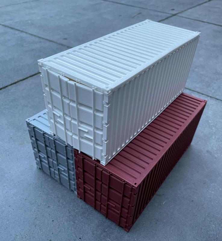 scale 20ft. and 10ft. shipping container