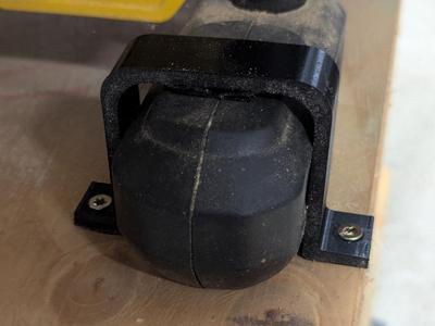 Dewalt table saw bracket