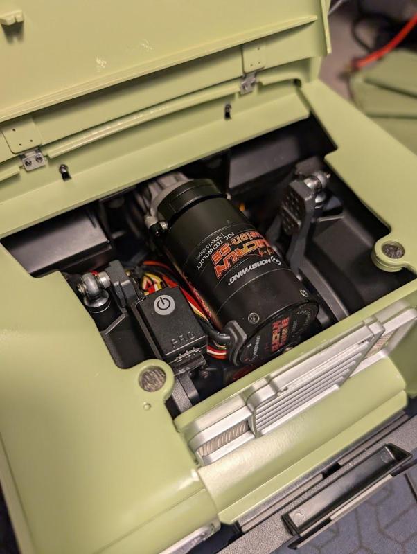 Boom Racing BRX02 88/109 Hobbywing power button mount