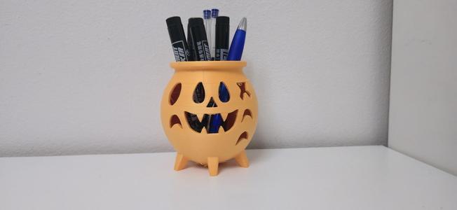 Halloween Lantern Cauldron pen holder