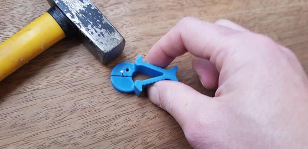 Nail holder tool