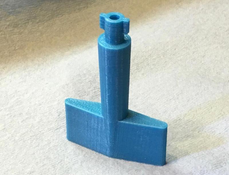 Kohler Latch Key with Wall Mount p/n GM82922