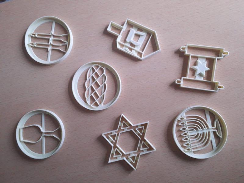 x7 Hanukkah and Shabbat cookie dough cutter