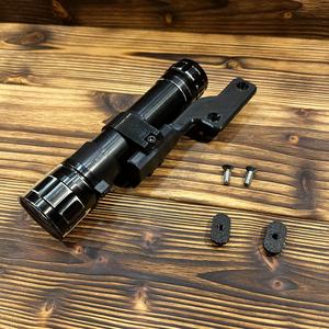 AR15 flashlight mount