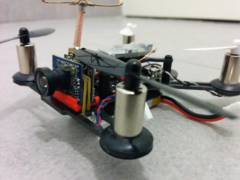 Qx95 tilted camera support