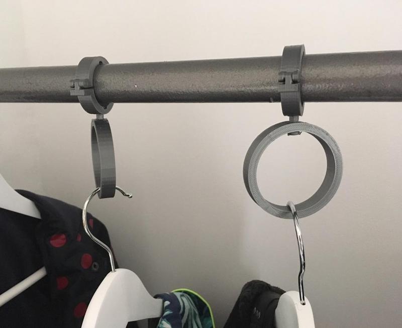 New Clothes Hanger Ring for Kids / Anneau de fixation Cintre pour Enfant