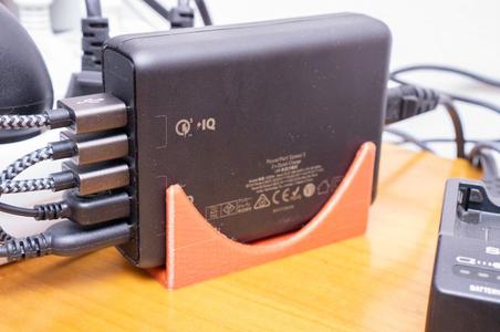 Anker PowerPort5 stand