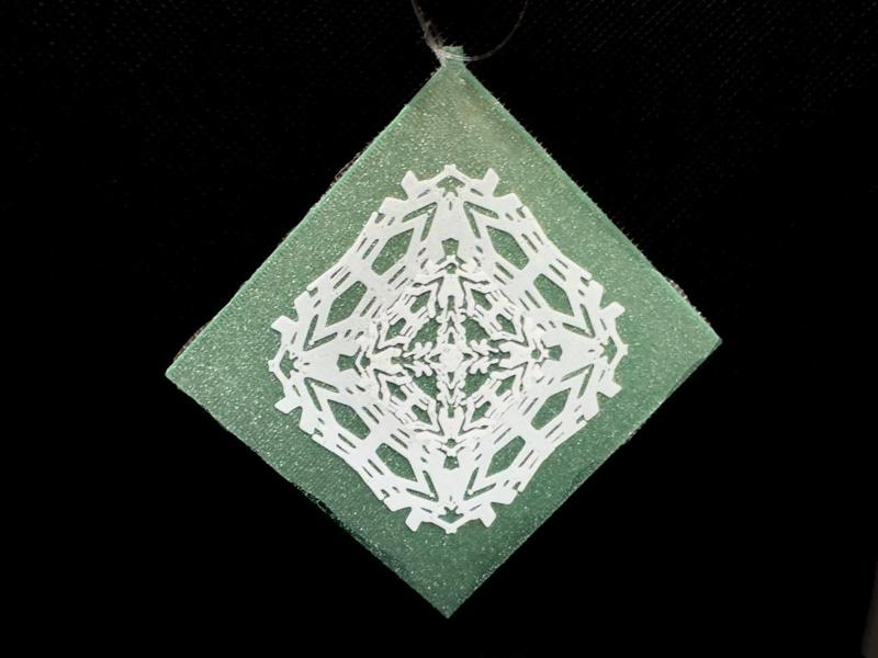 Lace-like ornament 2