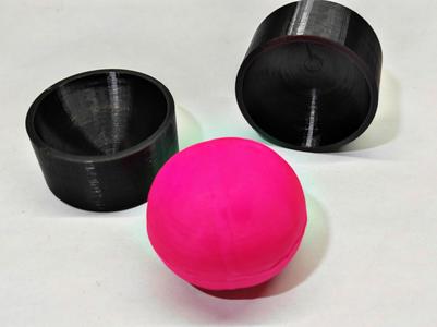 Bath bomb and solid shampoo presses