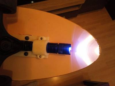 LONGBOARD FLASHLIGHT
