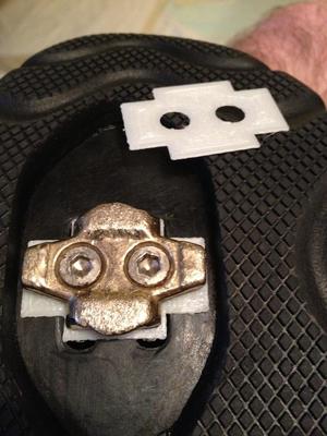 Clipless pedal cleat shim