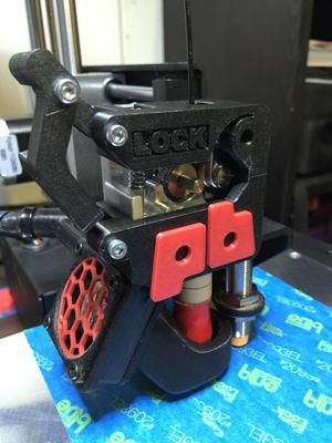 Locking Extruder Handle Re-Remix